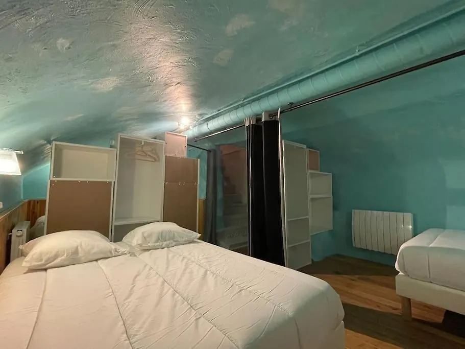 Le Dortoir Saint Georges, 8 Personnes, Vieux Lyon Apartamento 0*,  França